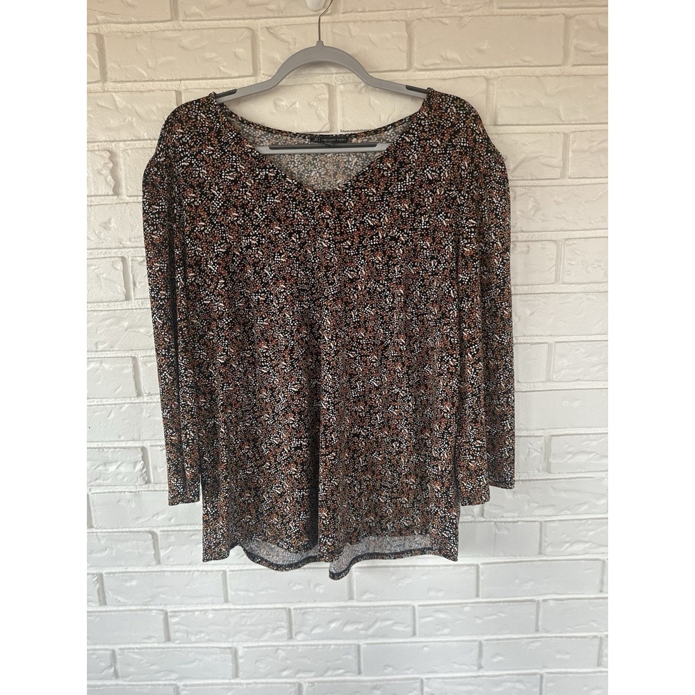 Adrianna Papell Shirred Shoulder V-Neck Sunflower Top‎ 1X